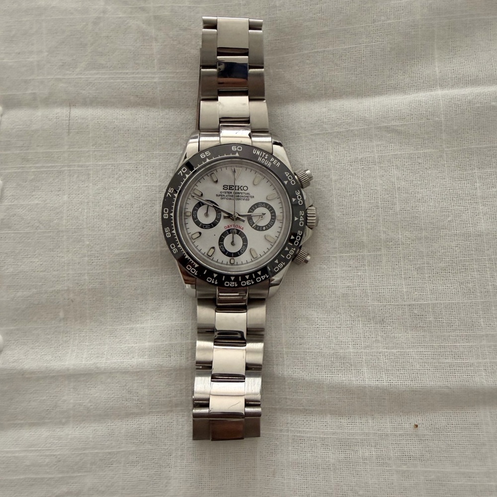 Seiko Panda Chronograph Daytona (Seitona) - White Dial, Black Bezel